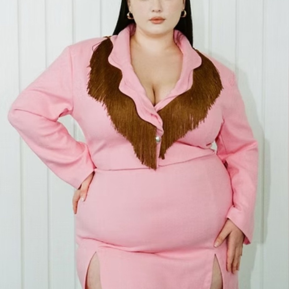 Fashion brand company Vulva pink fringe jacket size xl